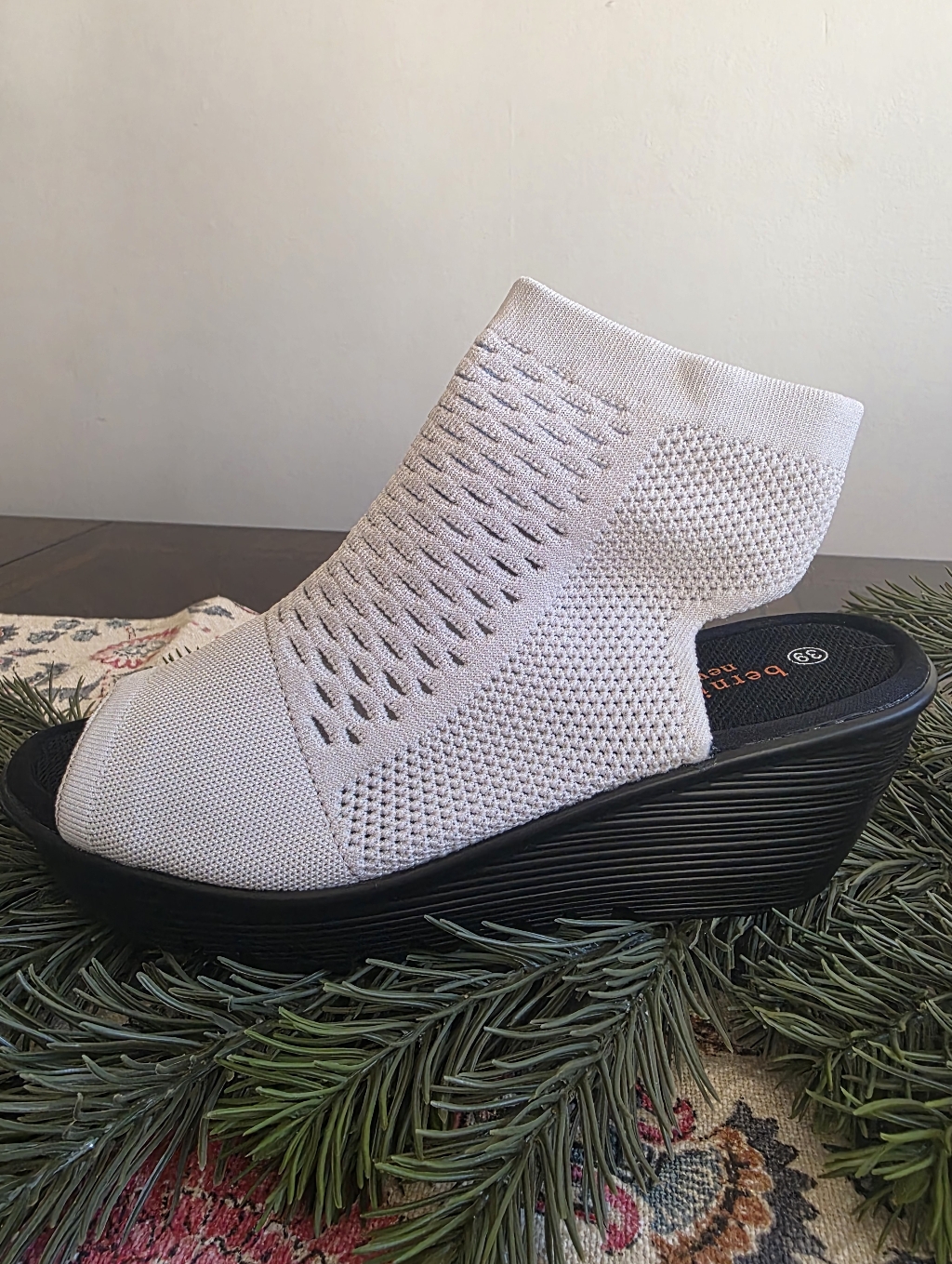 Bernie Mev. Women's Josephina Knit Wedge In Light Grey